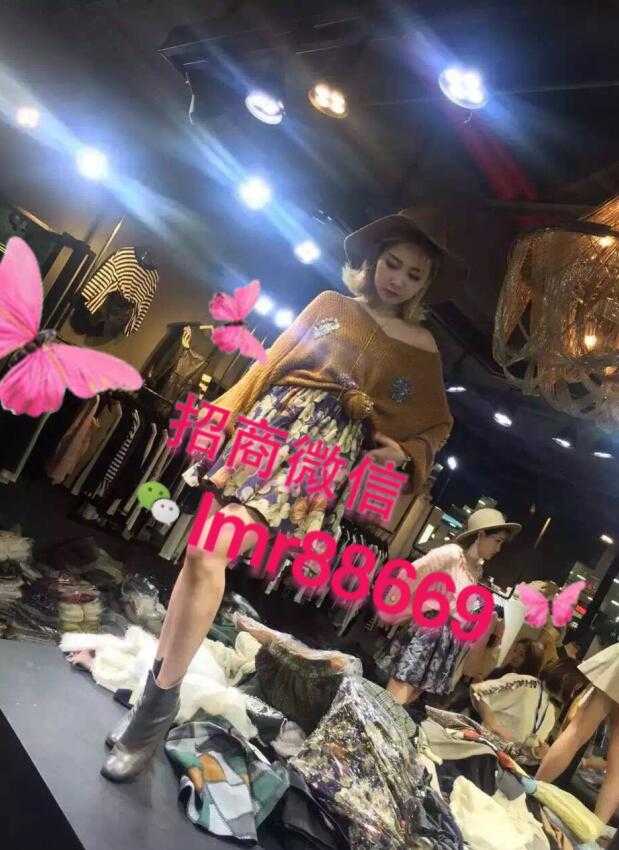 时尚潮流精品女装 衣服淘宝店铺哪里有