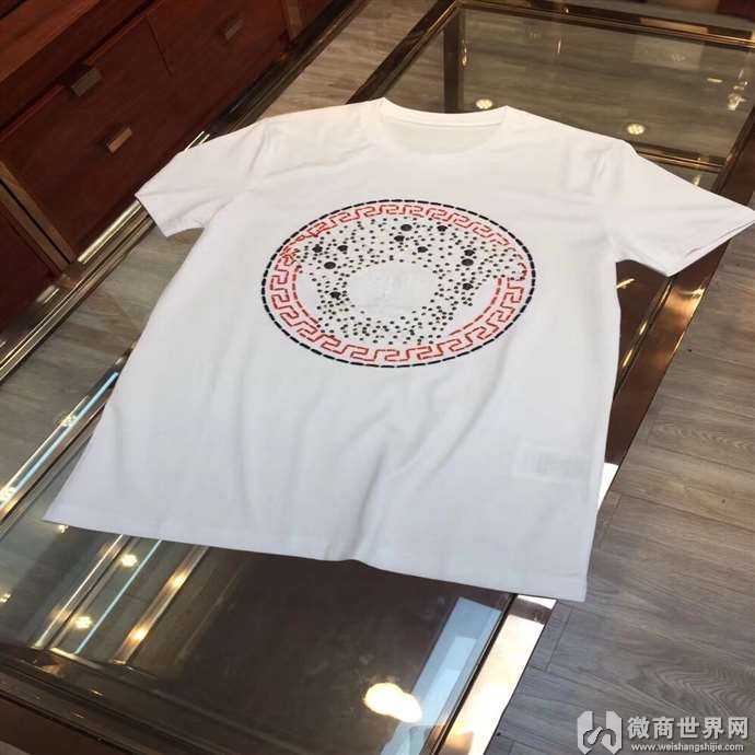 广州牌服装 正确识别一手货源