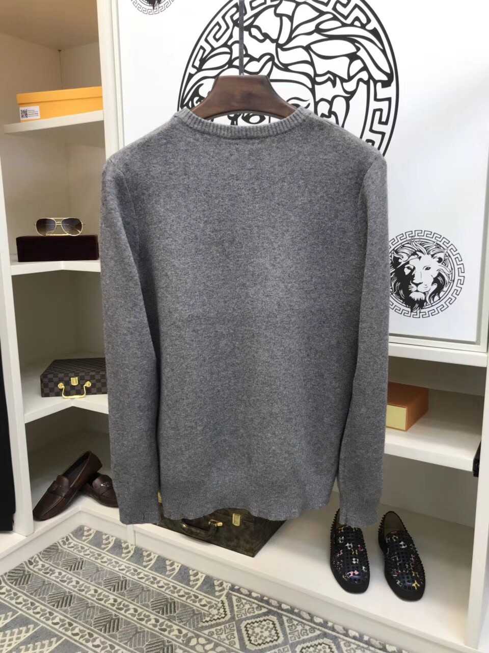 品牌服装一手货源在哪有