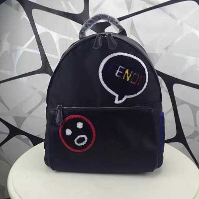 芬*(fendi)包包