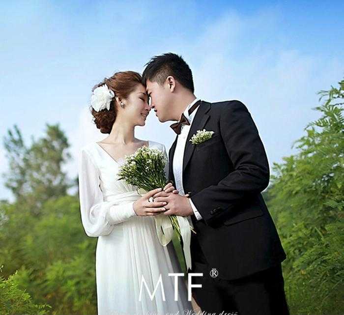 冬季婚纱 婚纱礼服定制 苏州婚纱批发 婚纱礼服定制